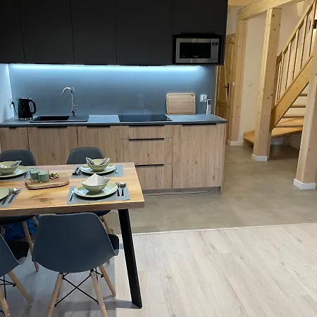 Mierzejogrod - Caloroczne Z Kominkami *