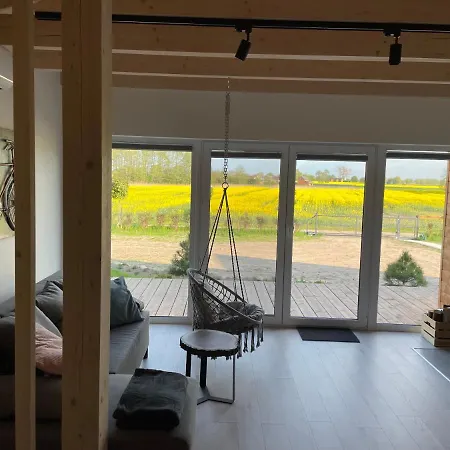 Mierzejogrod - Caloroczne Z Kominkami 別荘 *