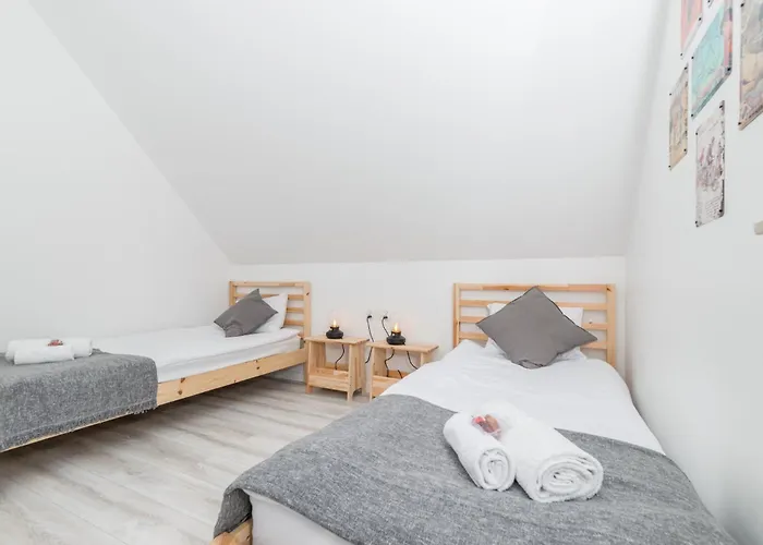 Mierzejogrod - Caloroczne Z Kominkami Semesterbostad *