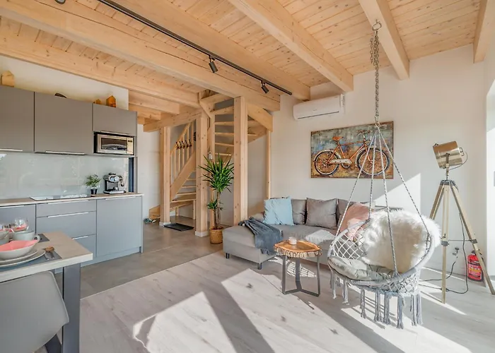 Mierzejogrod - Caloroczne Z Kominkami * Kąty Rybackie