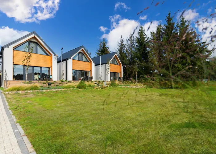 Semesterbostad Mierzejogrod - Caloroczne Z Kominkami