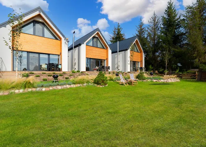 Semesterbostad Mierzejogrod - Caloroczne Z Kominkami